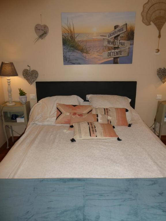 Chambre Le Mas D'Adelice Taulignan Εξωτερικό φωτογραφία